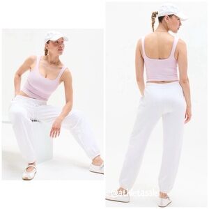 Athleta Forever Fleece Mid Rise Jogger Small. Bright White. NWOT